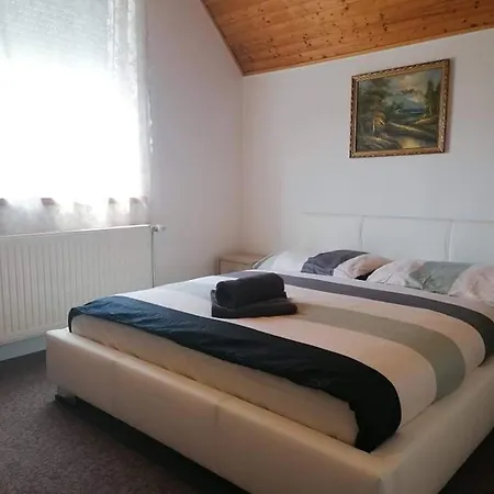 Apartment Lili Balatonkeresztur