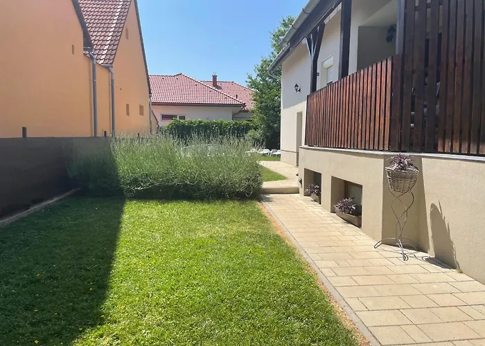 Lili Balatonkeresztúr